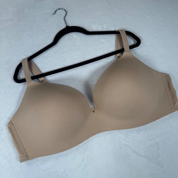 Cacique Other - Cacique Simply Wire Free Plunge Bra Women 46DD Beige Wireless Good 1094485-5648